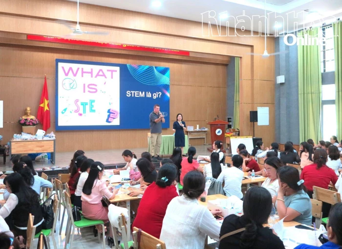 Tập huấn nâng cao năng lực ứng dụng STEM cho giáo viên mầm non