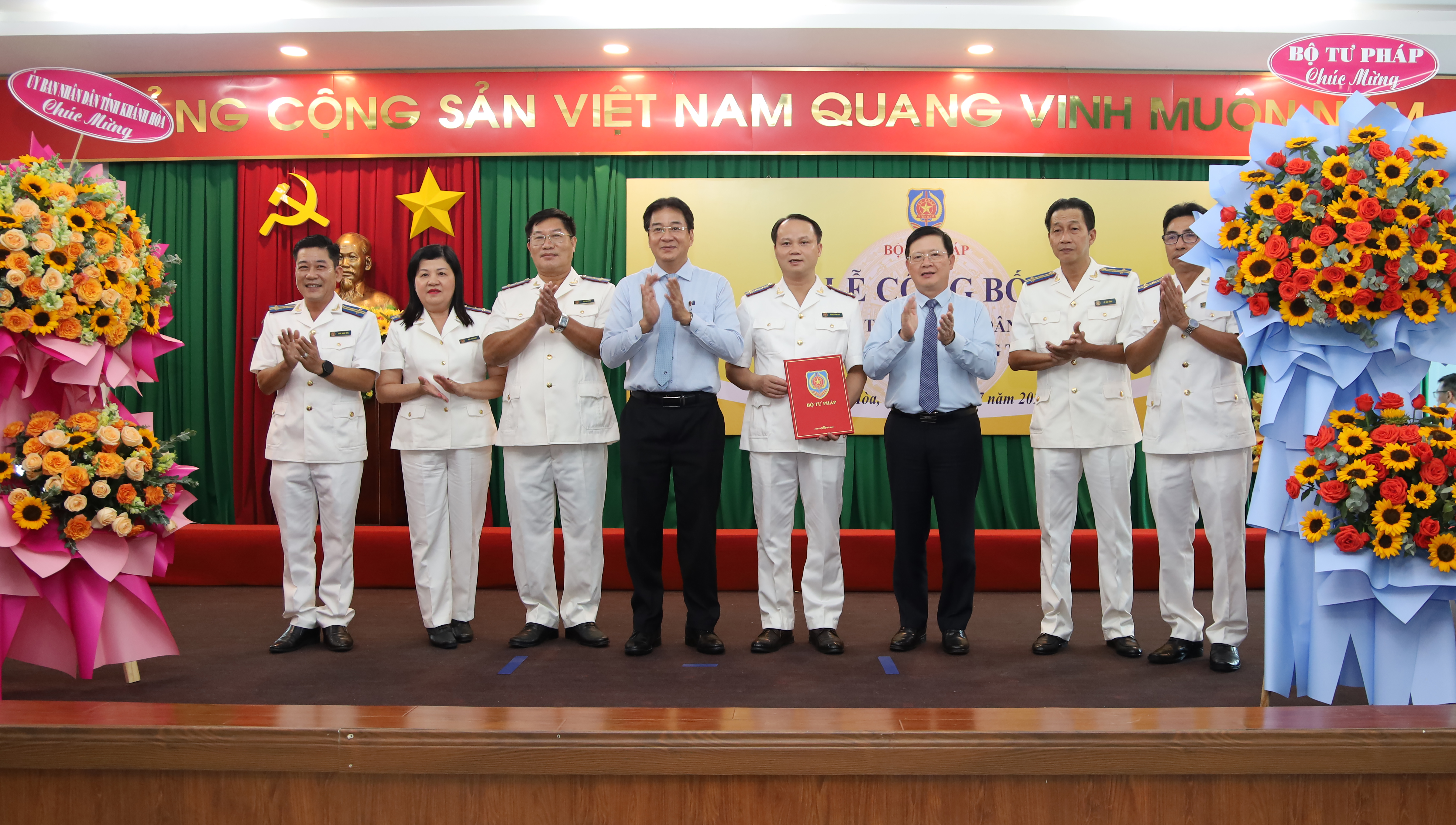 Thành lập Thi hành án dân sự tỉnh Khánh Hòa và bổ nhiệm các cán bộ lãnh đạo