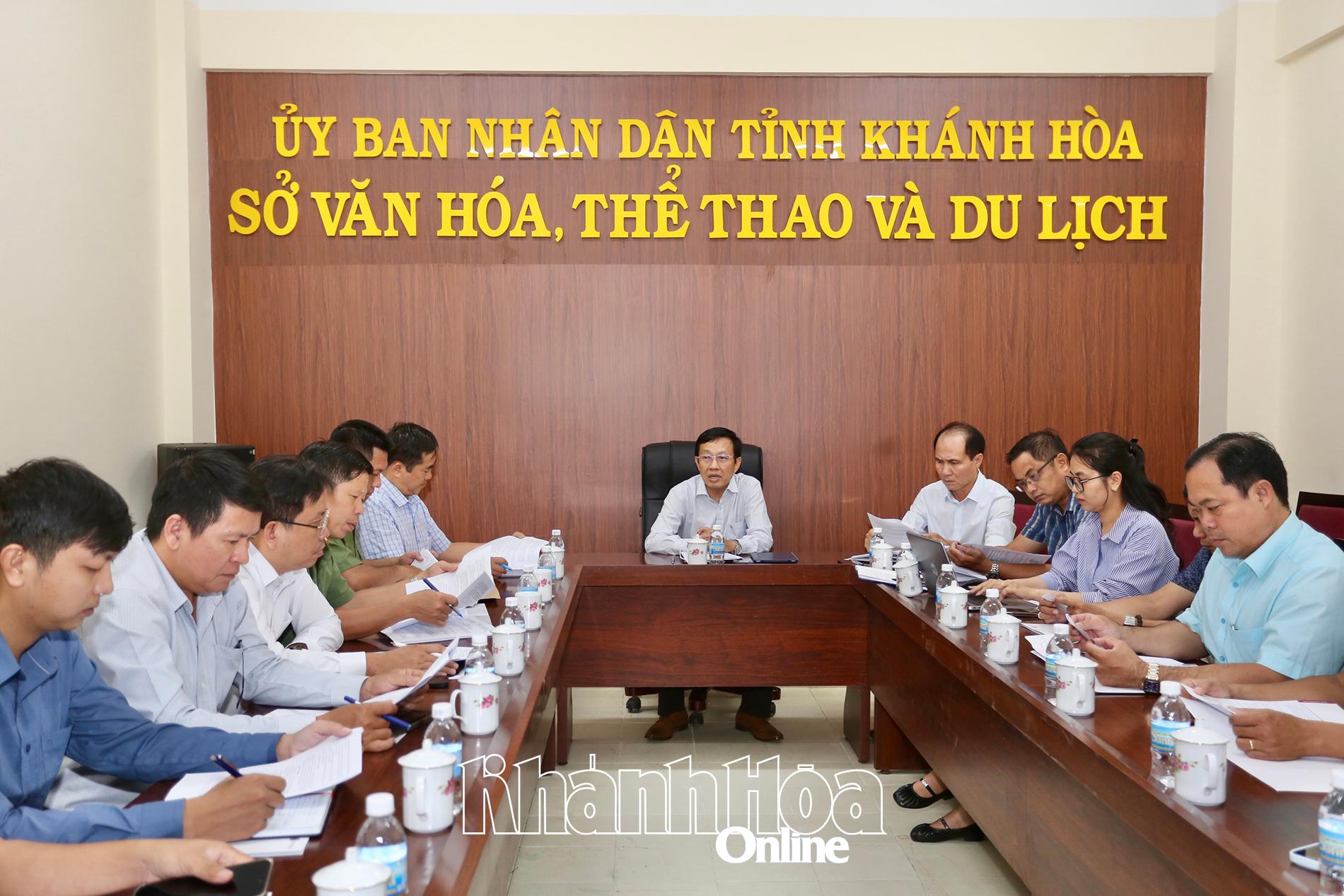 Sở Văn hoá, Thể thao và Du lịch chủ trì cuộc họp về việc phối hợp tổ chức Giải VnExpress Nha Trang 2025.