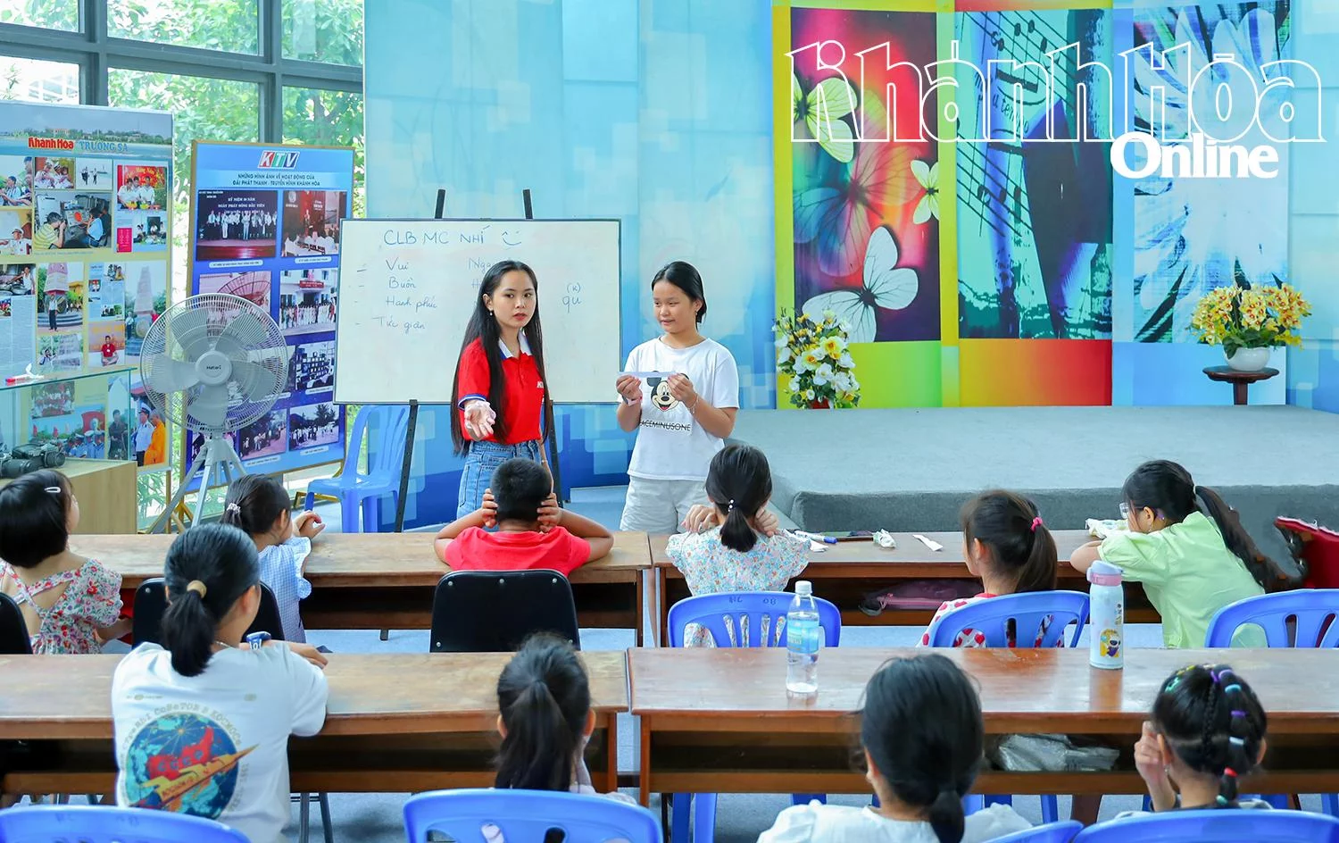 Lớp học MC nhí dành cho lứa tuổi tiểu học.