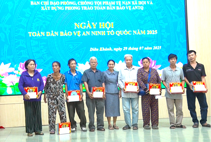 Xã Diên Khánh tổ chức Ngày hội Toàn dân bảo vệ an ninh Tổ quốc