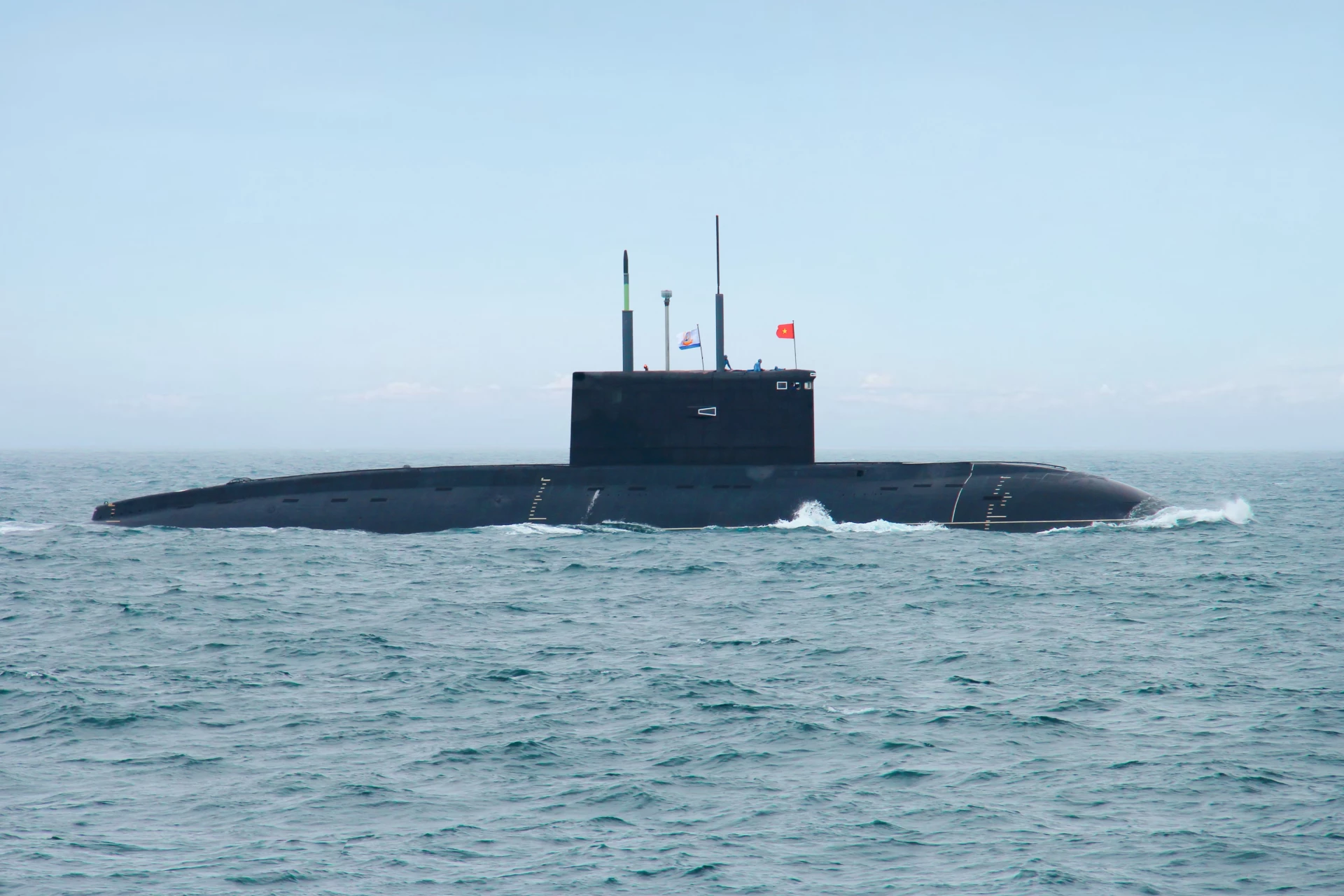 Tàu ngầm 185 - Khánh Hòa: 10 năm xây dựng và trưởng thành