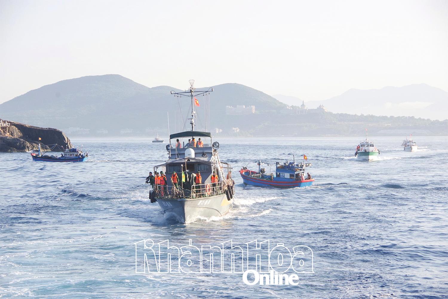 Lực lượng Bộ đội Biên phòng tỉnh tuần tra trên biển.

