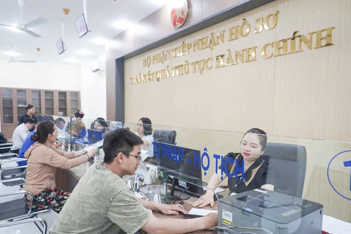 Tiên phong thực hiện “chính quyền không giấy”: Hướng tới xây dựng chính quyền số