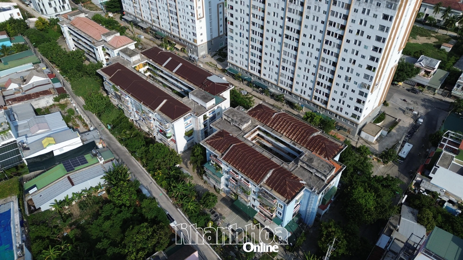 Chung cư Bình Phú 1 gồm 3 khối nhà với 150 căn hộ.