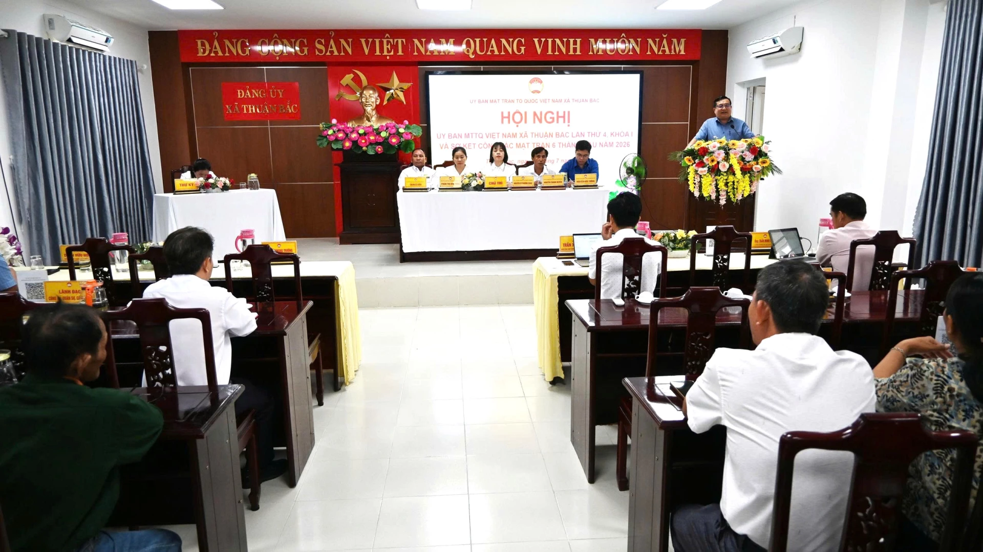 Quang cảnh hoy65i nghị.