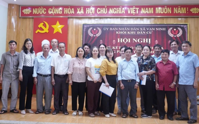 Các khối thi đua xã Vạn Ninh ký kết giao ước thi đua năm 2026