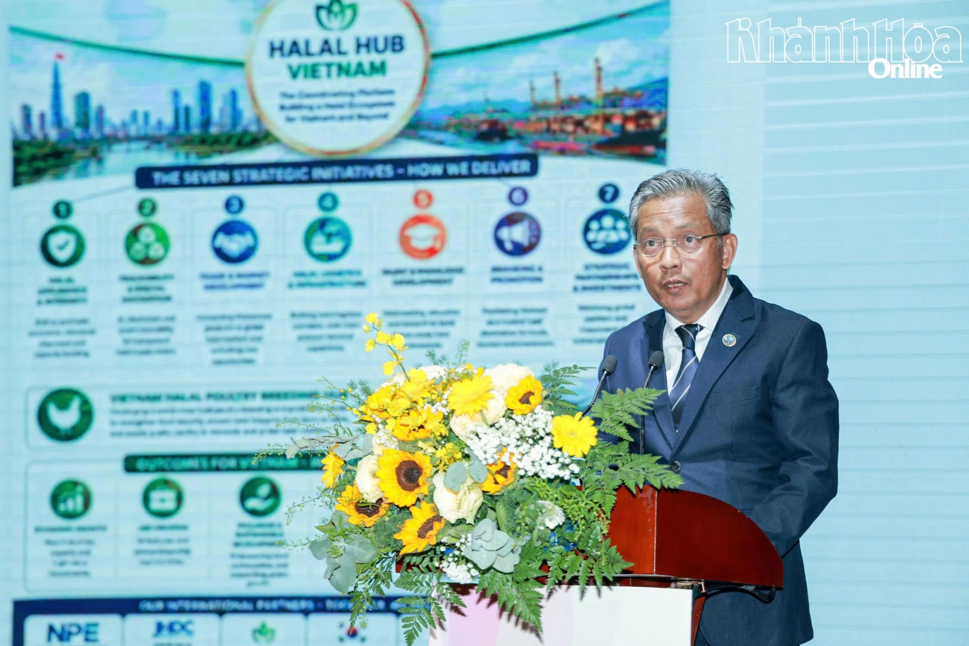 Đại diện Hala
