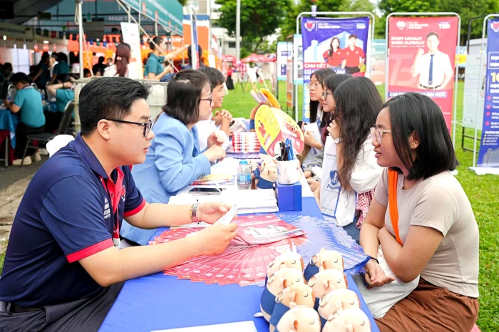 Các trường đại học công bố điểm sàn