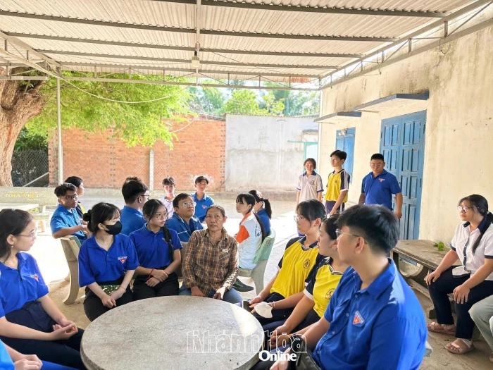Tuổi trẻ phường Bảo An tổ chức hành trình về địa chỉ đỏ nhân kỷ niệm Ngày Thương binh - Liệt sĩ