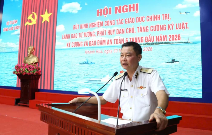 Vùng 4 Hải quân rút kinh nghiệm công tác giáo dục chính trị, quản lý tư tưởng và kỷ luật
