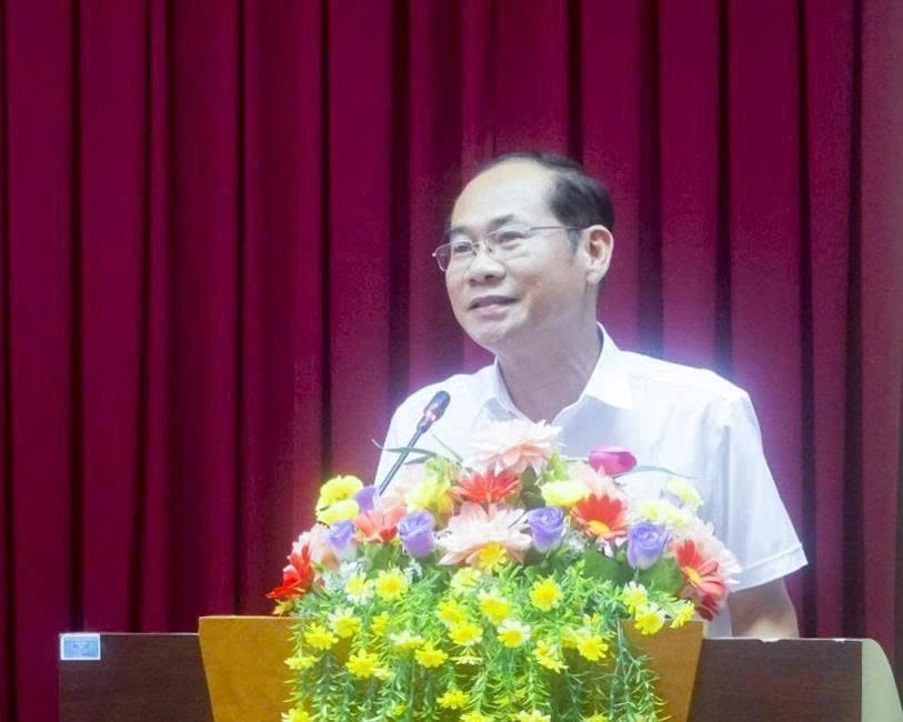 Ông Nguyễn Hoàng Sơn - Phó Giám đốc Sở Tài chính tỉnh Khánh Hòa phát biểu chỉ đạo tại lớp tập huấn (Nguồn: UEH)