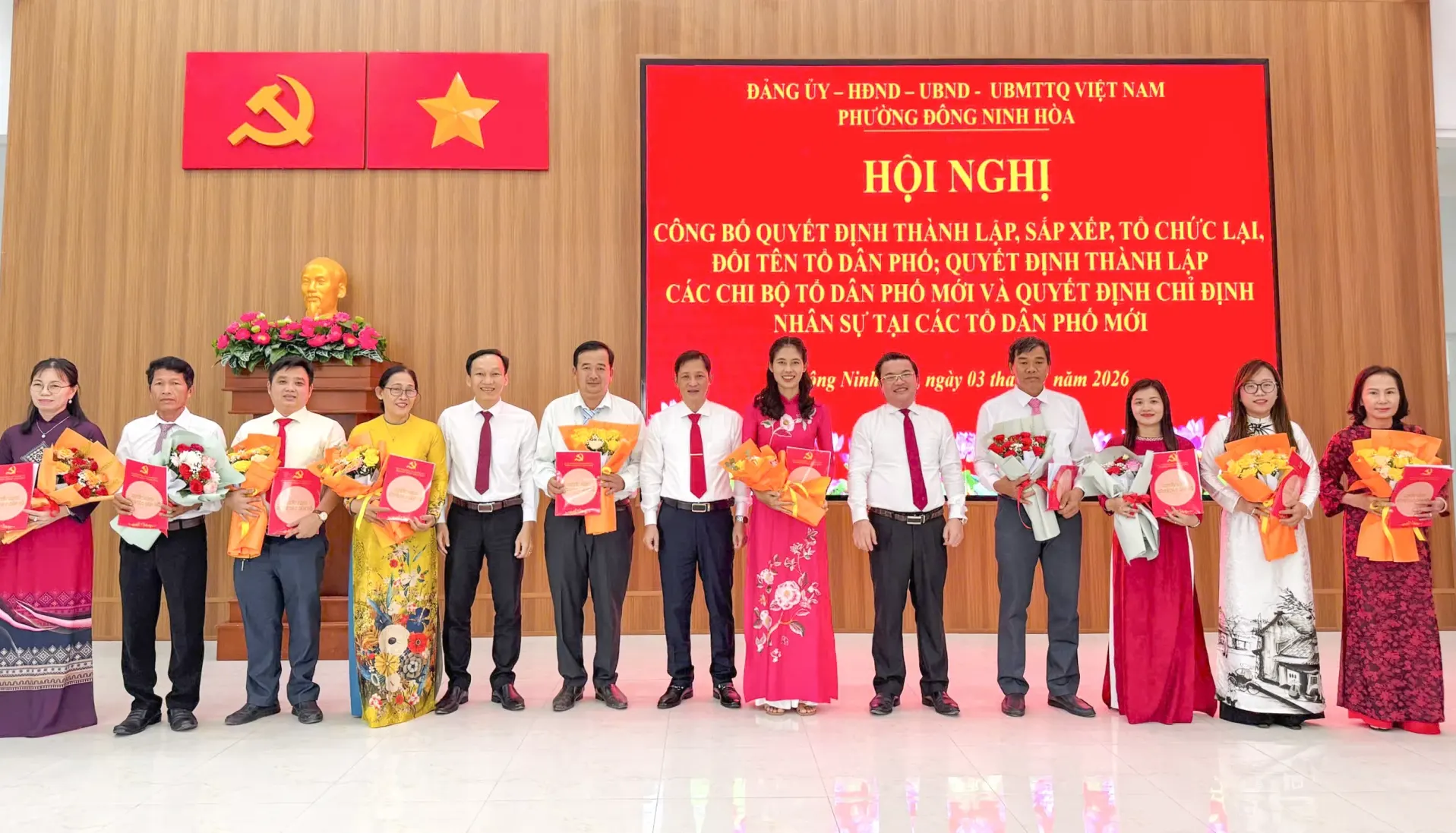 Phường Đông Ninh Hòa công bố và chỉ định nhân sự của 10 tổ dân phố