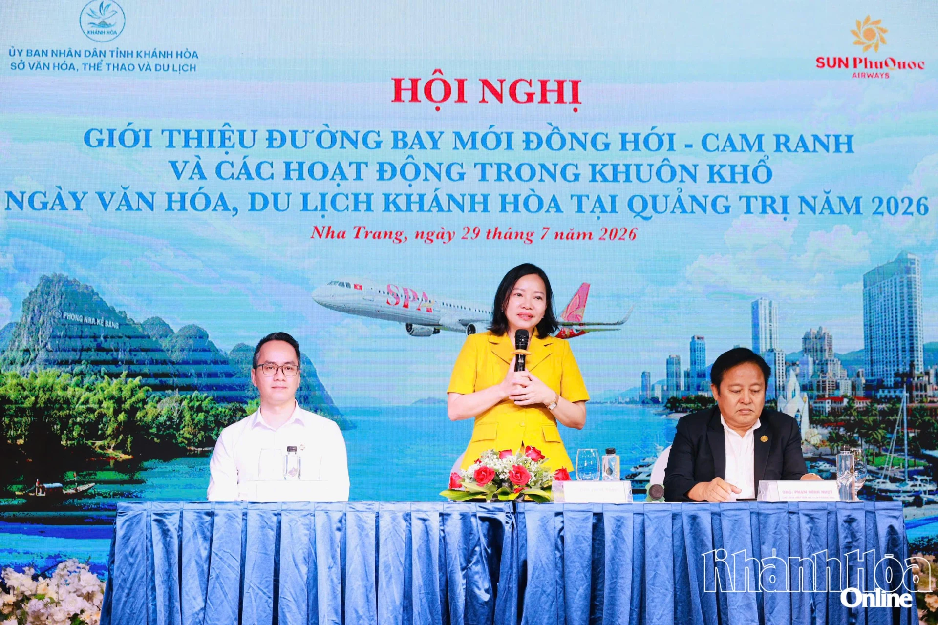 Dong Hoi - Cam Ranh Air Route launched with Khanh Hoa Culture and Tourism showcase in Quang Tri