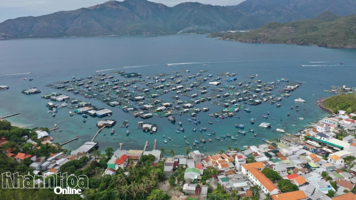 Phát triển kinh tế biển xanh gắn với phát huy giá trị văn hóa biển đảo Khánh Hòa  