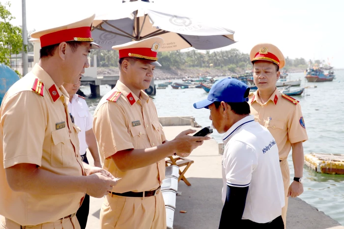 Siết chặt kiểm soát an toàn giao thông đường thủy