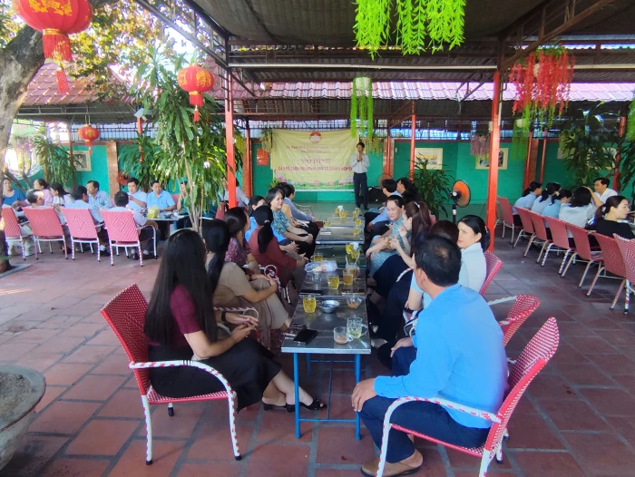 Cà phê để lắng nghe ý kiến của người dân và doanh nghiệp