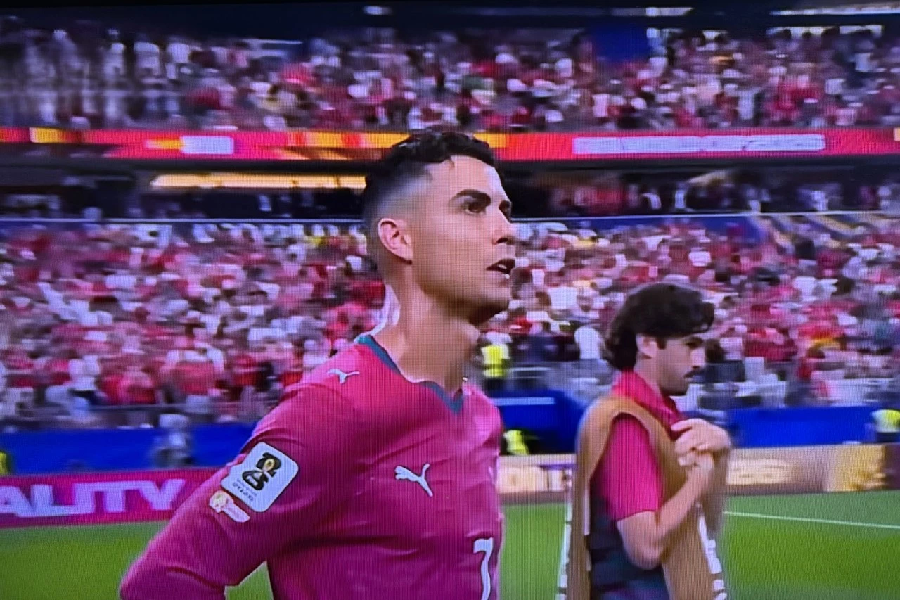 Cristiano Ronaldo thất thần sau trận thua GTa6y Ban Nha tại World cup 2026.