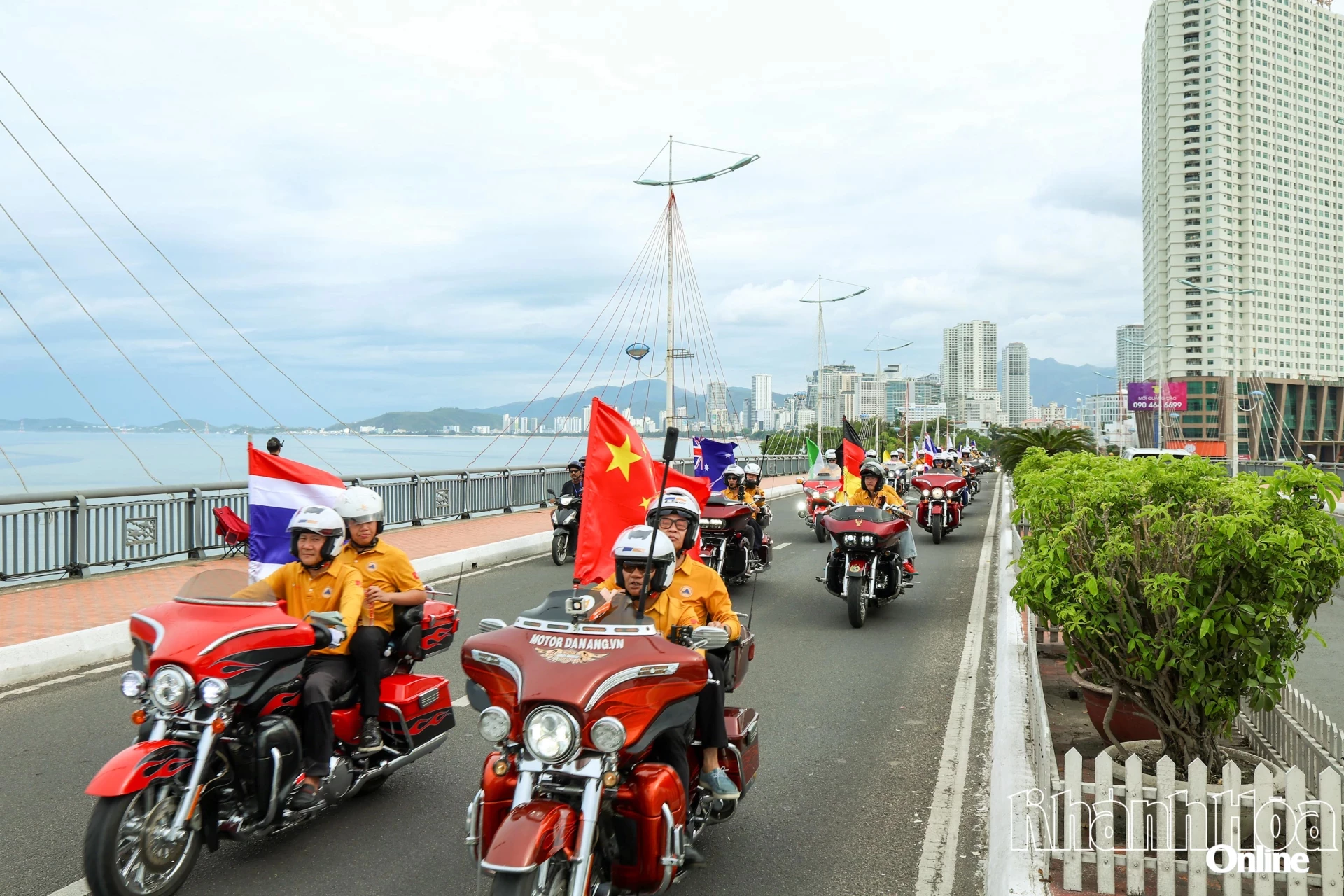 Những biker nước ngoài tham gia diễu hành tại Lễ hội Mô tô phân khối lớn châu Á - Thái Bình Dương (Castrol Superbike Fest 2026) tại Khánh Hòa.