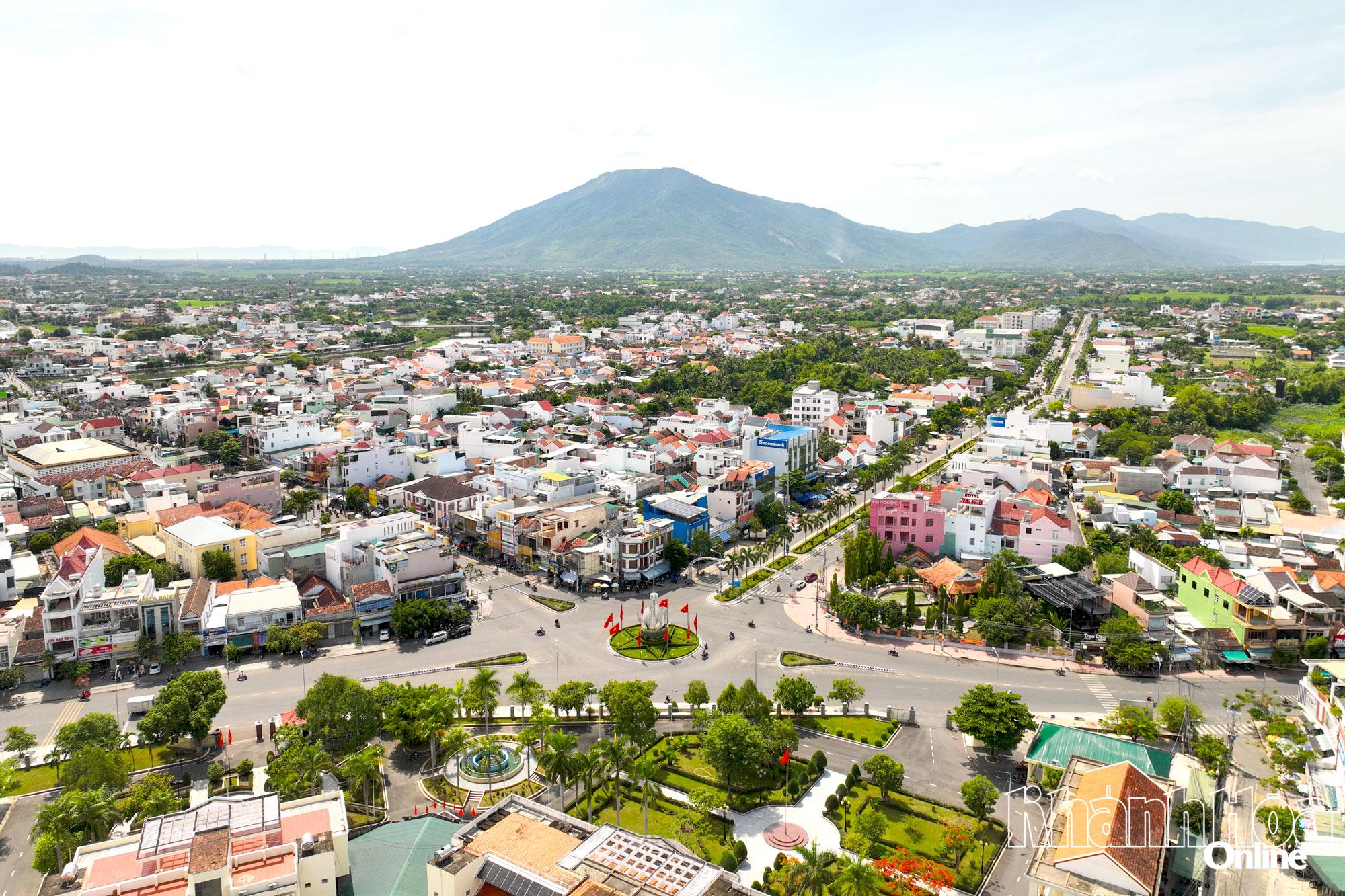 Một góc phường Ninh Hòa hôm nay.