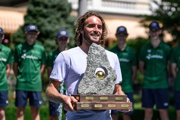 Tennis: Tsitsipas dành danh hiệu đầu tiên sau 16 tháng 