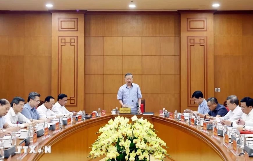 Tổng Bí thư, Chủ tịch nước Tô Lâm phát biểu chỉ đạo tại buổi làm việc về Đề án Chiến lược công tác tư tưởng của Đảng trong bối cảnh chuyển đổi số ngày 15-6-2026. Ảnh: TTXVN