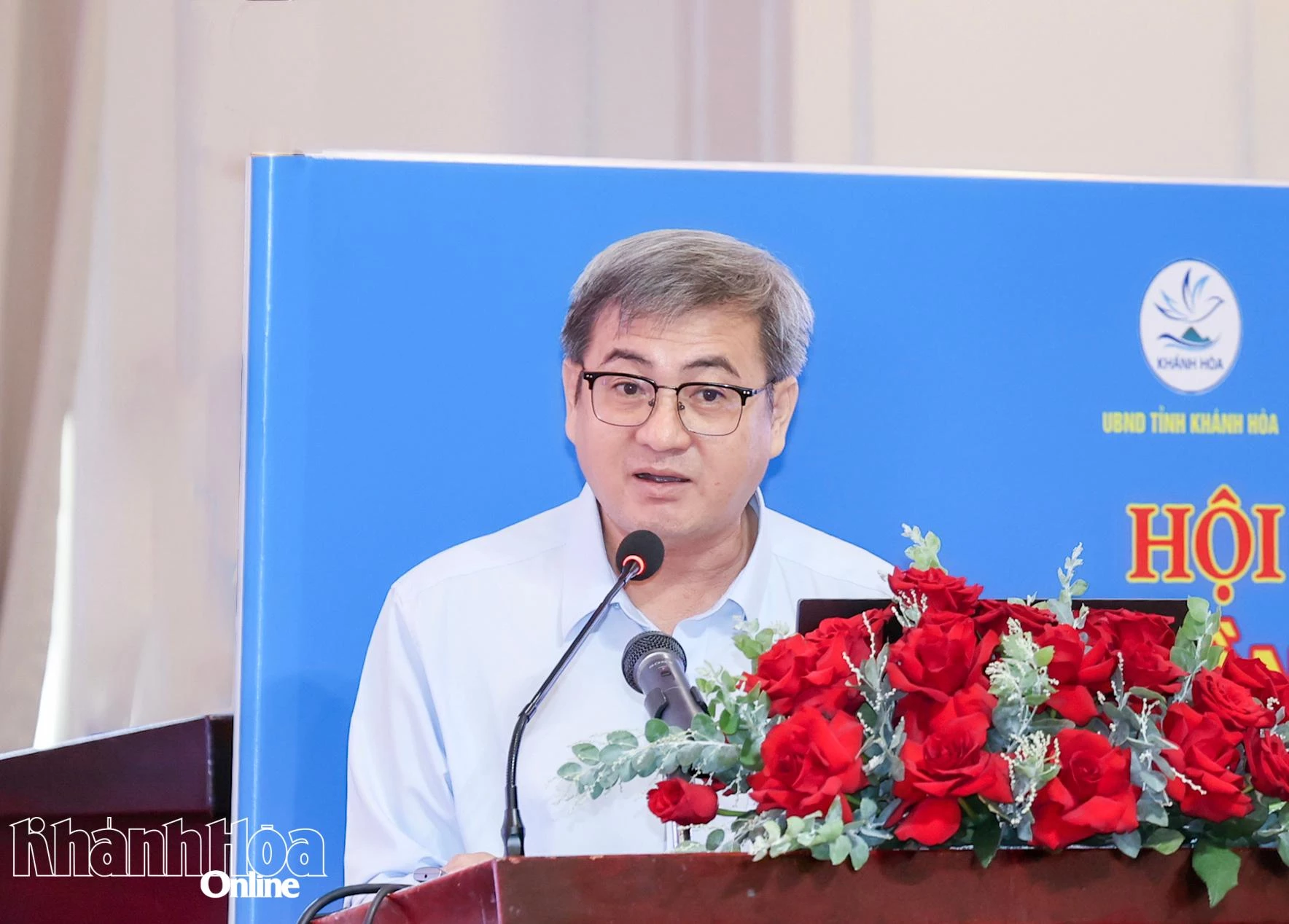 Lãnh đạo Sở Nông nghiệp và Môi trường Khánh Hòa trình bày tham luận.