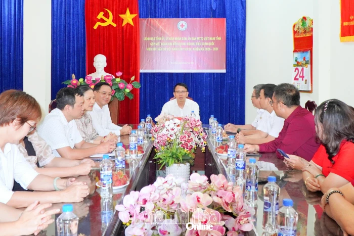 Lãnh đạo tỉnh gặp mặt Đoàn đại biểu tỉnh Khánh Hòa tham dự Đại hội Đại biểu toàn quốc Hội Chữ thập đỏ Việt Nam lần thứ XII