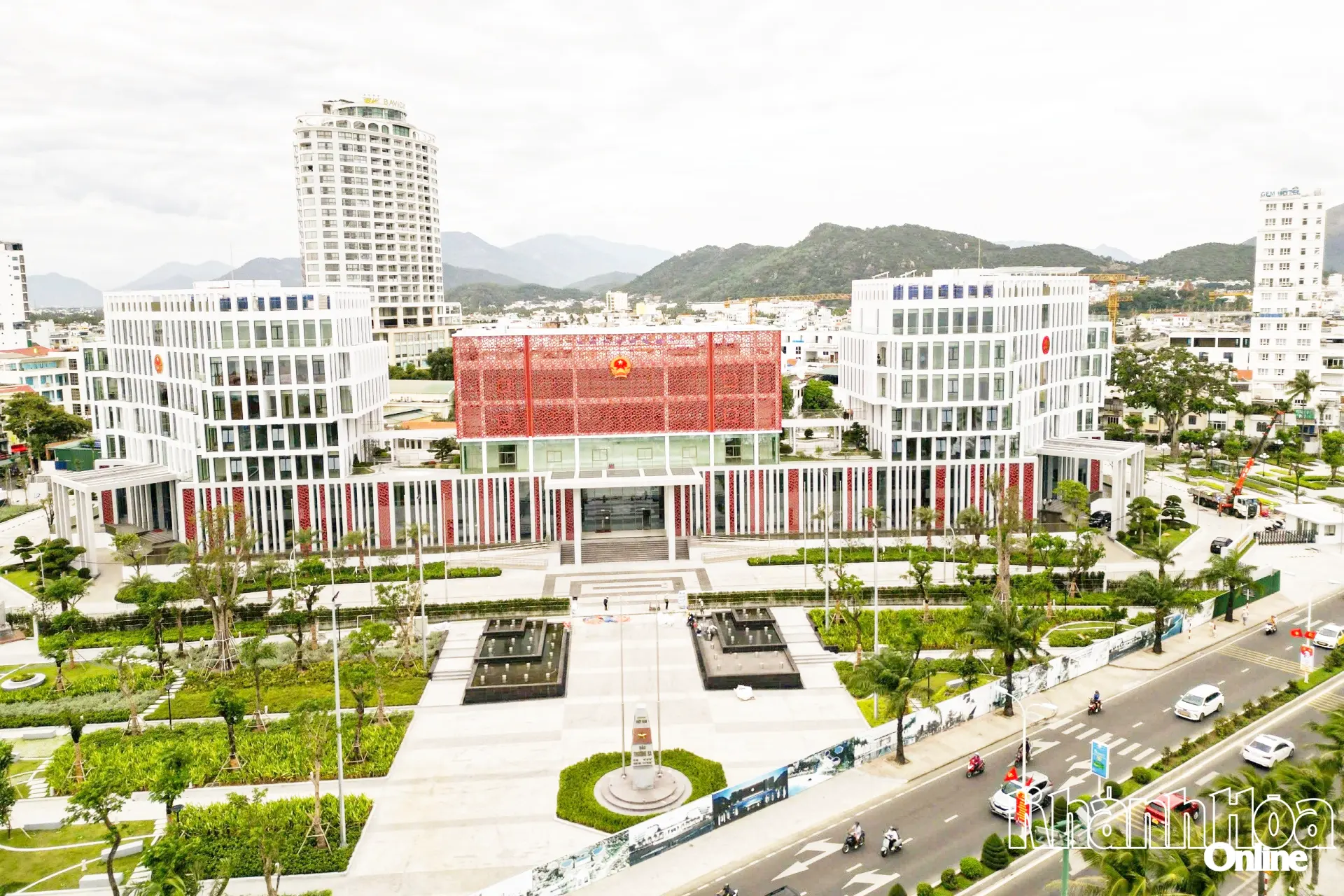 Trụ sở làm việc của Tỉnh ủy, Đoàn Đại biểu Quốc hội, HĐND và UBND tỉnh: Hình mẫu về công trình xanh
