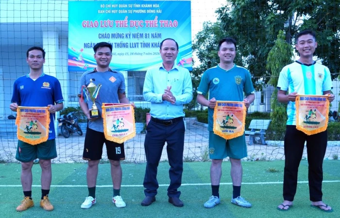 Bế mạc giao lưu thể dục thể thao phường Đông Hải 