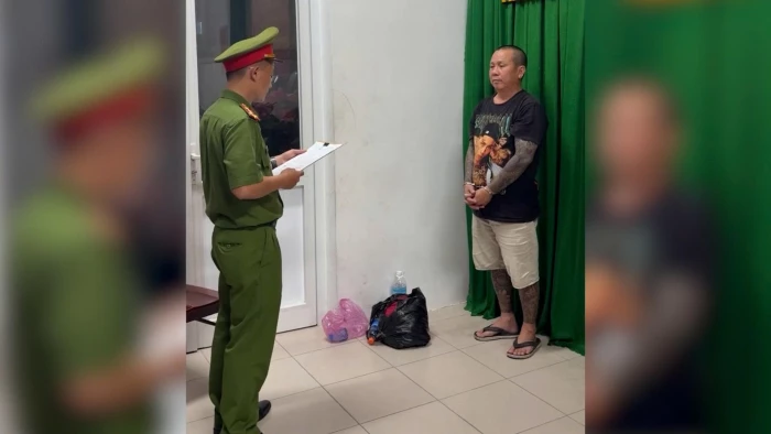[Video] Tạm giữ đối tượng lừa 