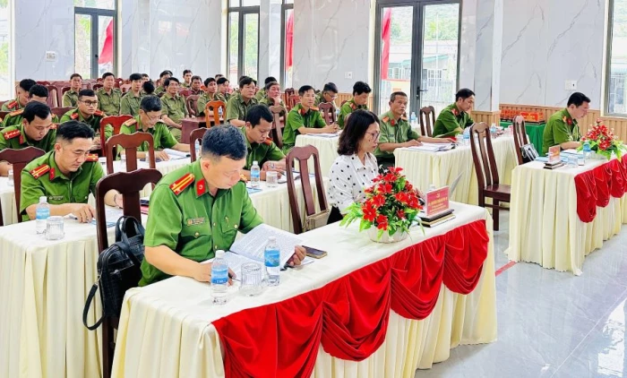 Công an xã Nam Cam Ranh sơ kết công tác 6 tháng đầu năm 2026