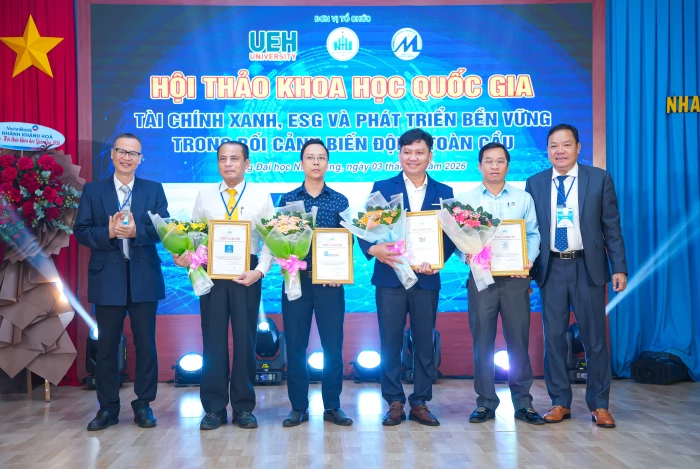 Hội thảo “Tài chính xanh, ESG và phát triển bền vững trong bối cảnh biến động toàn cầu”