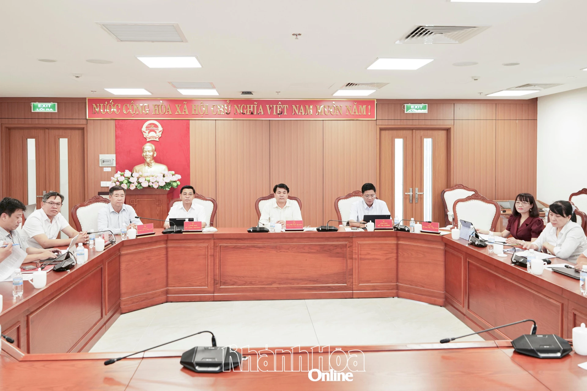 Quyết tâm thực hiện mục tiêu tăng trưởng ngành Nông nghiệp và Môi trường từ 4% trở lên