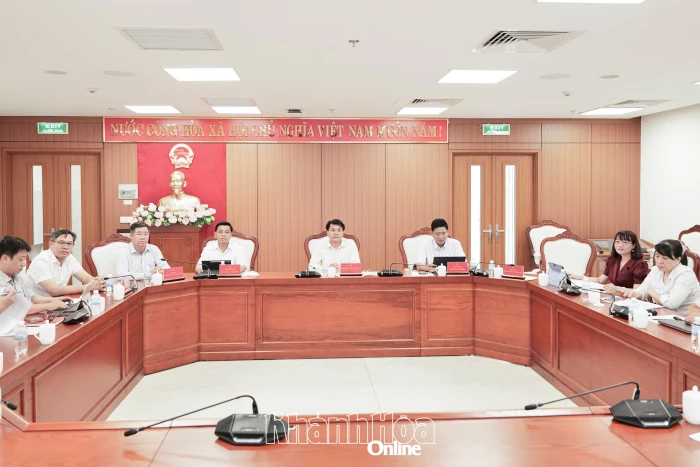 Quyết tâm thực hiện mục tiêu tăng trưởng ngành Nông nghiệp và Môi trường từ 4% trở lên