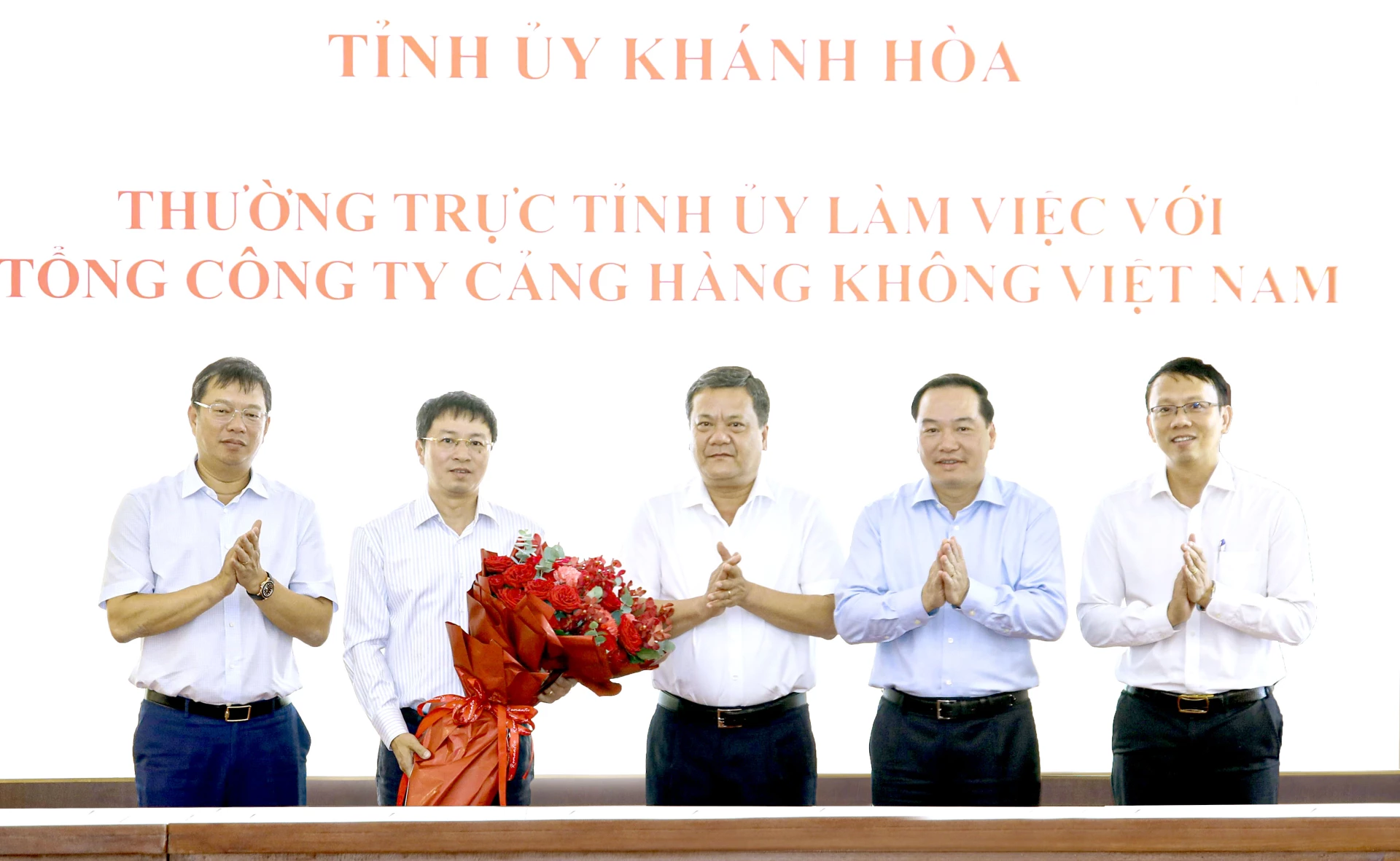 Thường trực Tỉnh ủy Khánh Hòa làm việc với Tổng Công ty Cảng hàng không Việt Nam
