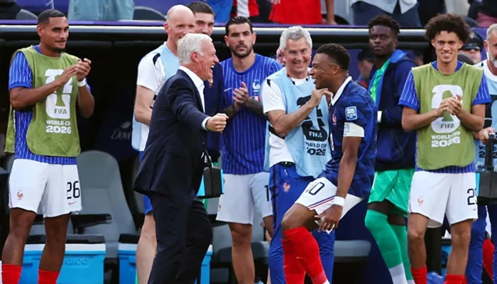 Didier Deschamps và sự đơn giản hiệu quả cùng đội tuyển Pháp