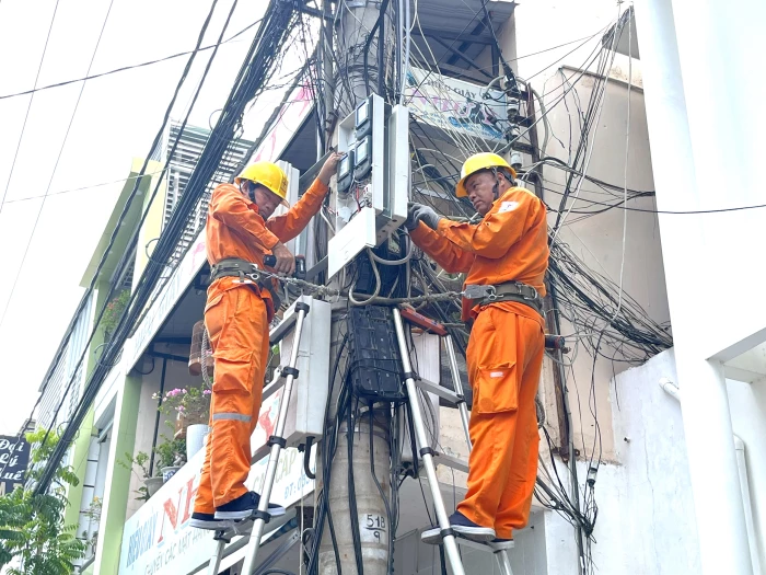 Xử phạt nghiêm hành vi trộm cắp điện theo nghị định mới