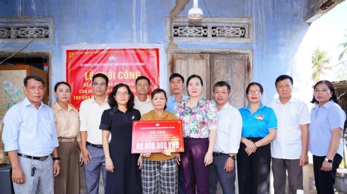 Phường Bắc Cam Ranh khởi công xây dựng 2 căn nhà Đại đoàn kết cho hộ nghèo, cận nghèo