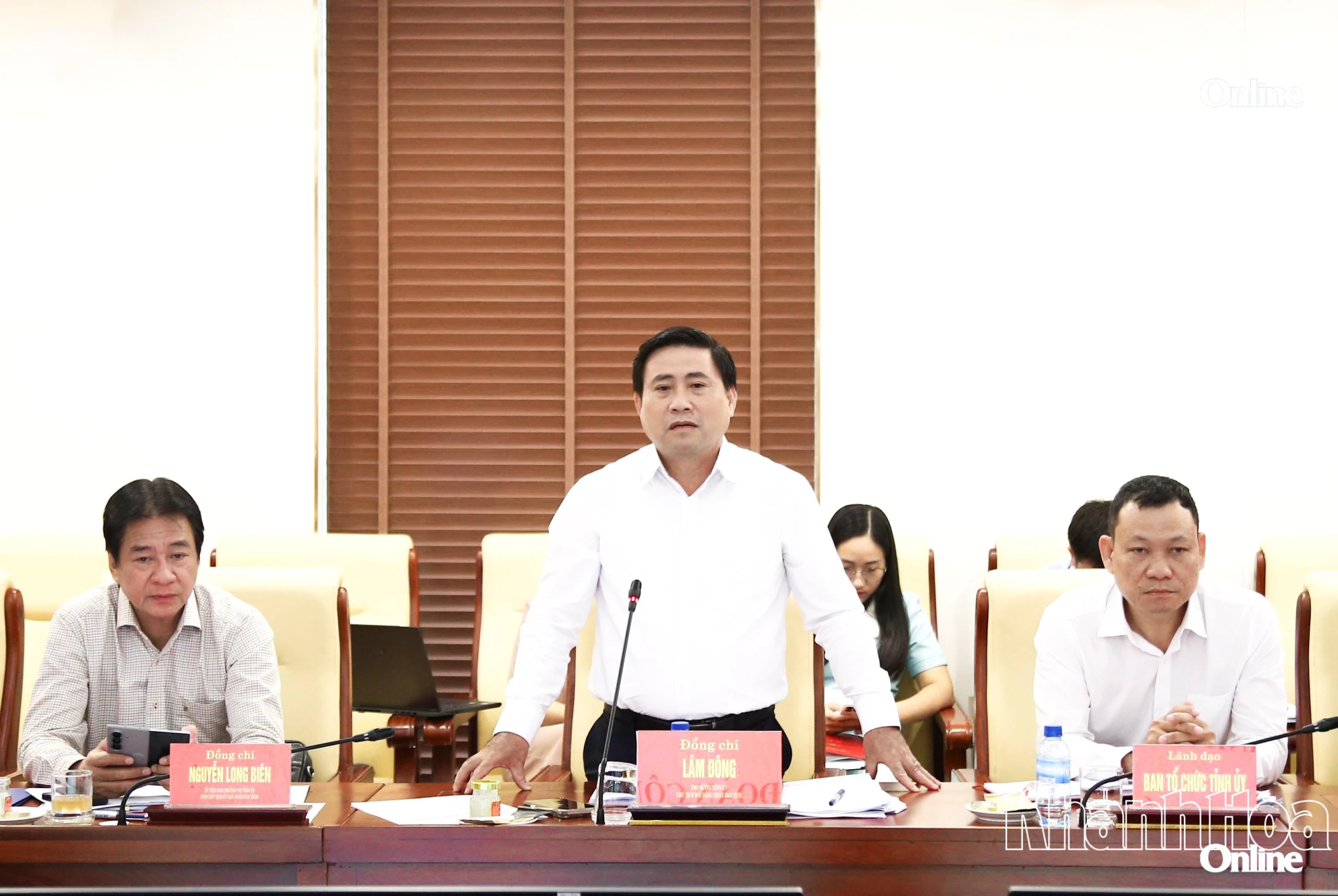 Đồng chí Lâm Đông phát biểu tại buổi làm việc.