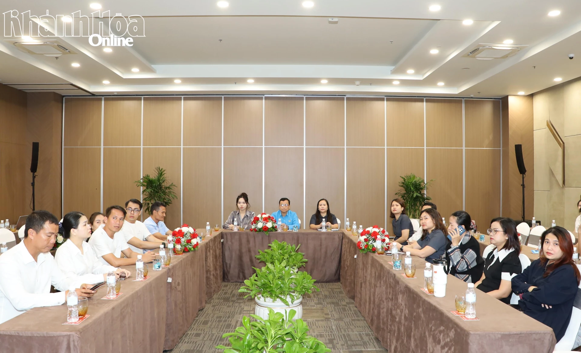 Quang cảnh tại hội nghị.