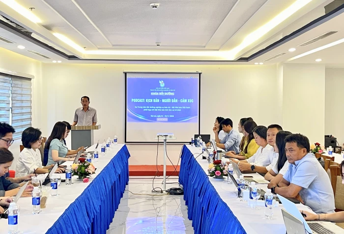 Hơn 30 học viên tham gia lớp đào tạo Podcast báo chí tại Gia Lai