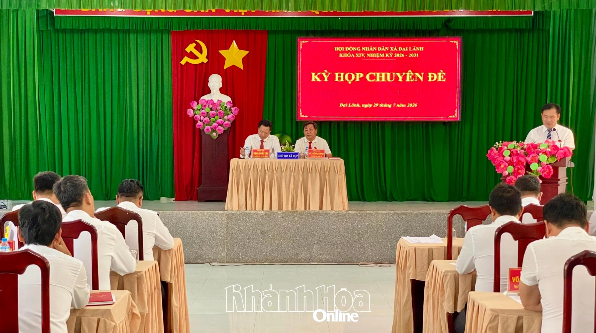 Quang cảnh kỳ họp.