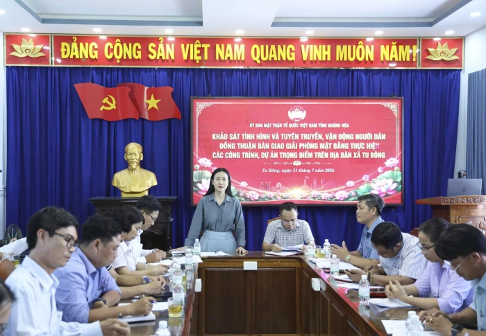 Ủy ban MTTQ Việt Nam tỉnh Khánh Hòa tuyên truyền, vận động bàn giao mặt bằng các dự án trọng điểm tại xã Tu Bông