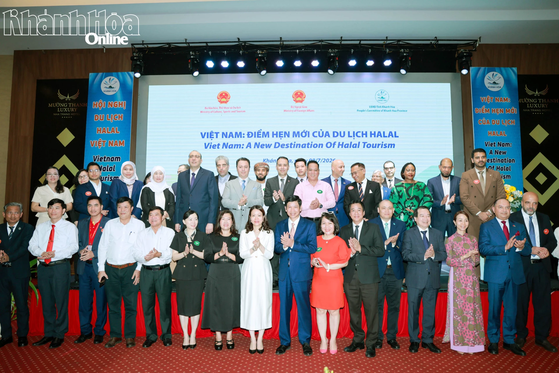 Đại biểu tham dự hội nghị.