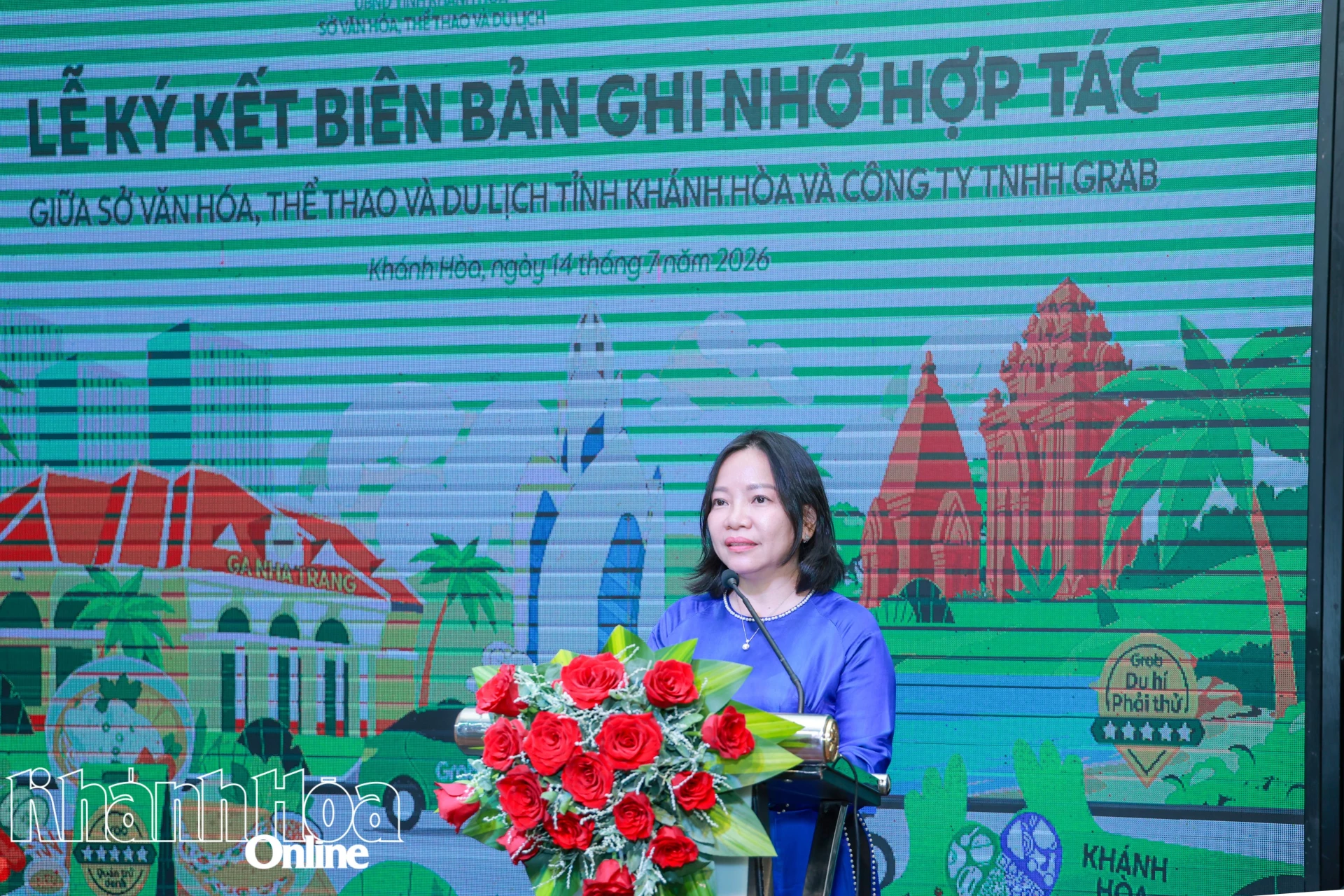 Giám đốc Sở Văn hóa, Thể thao và Du lịch Thái Thị Lệ Hằng phát biểu tại buổi lễ.