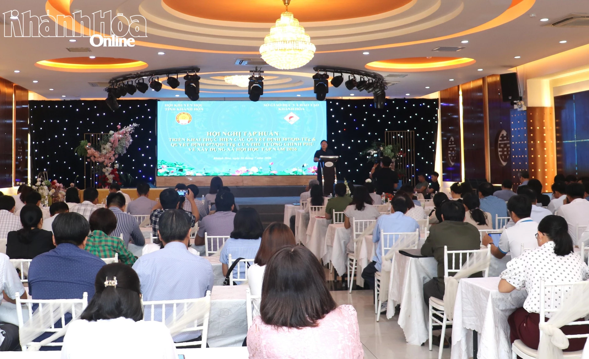 Tập huấn triển khai các mô hình xã hội học tập cho 180 đại biểu