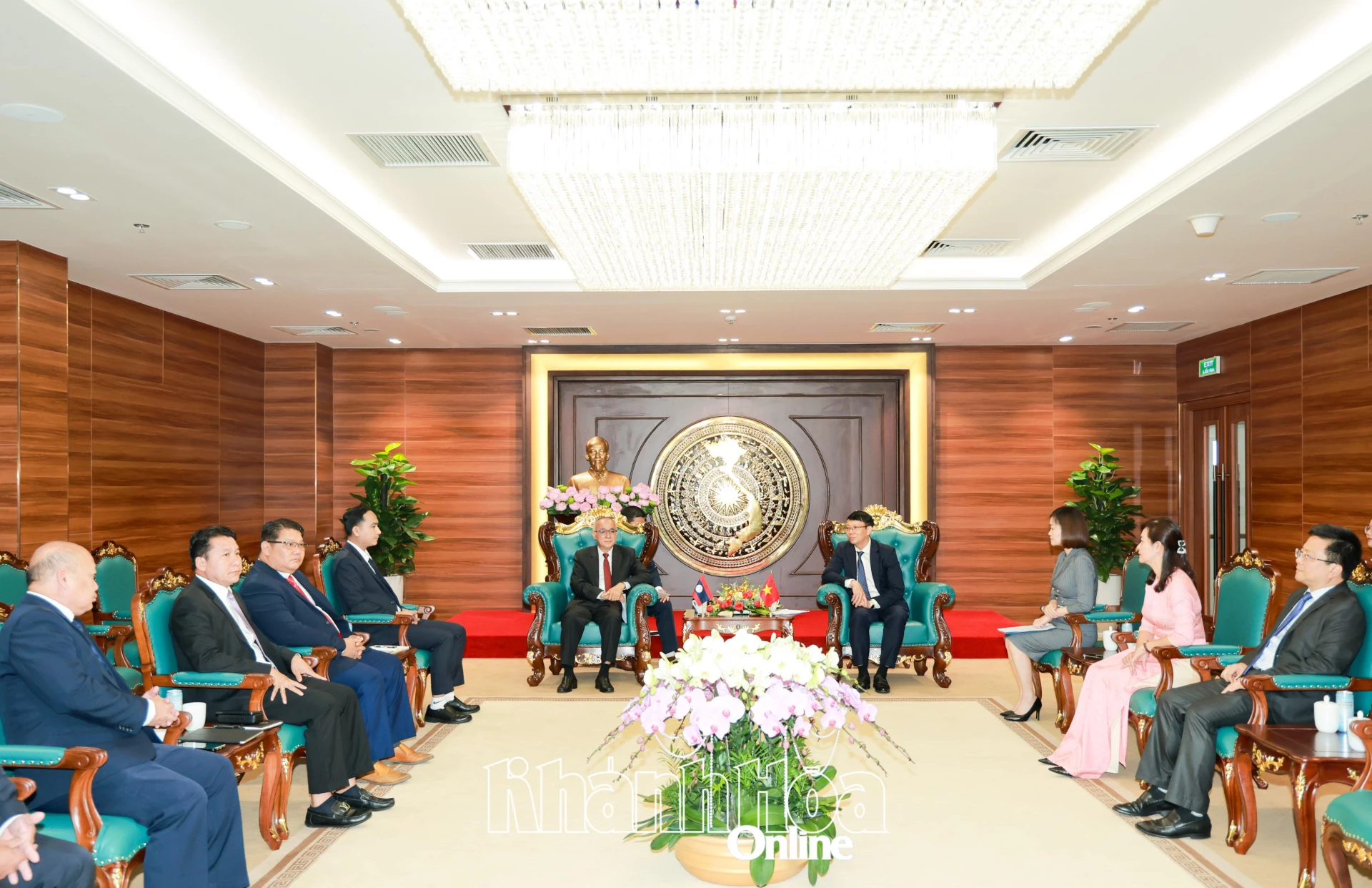 Quang cảnh buổi tiếp đoàn lãnh đạo tỉnh Champasak.