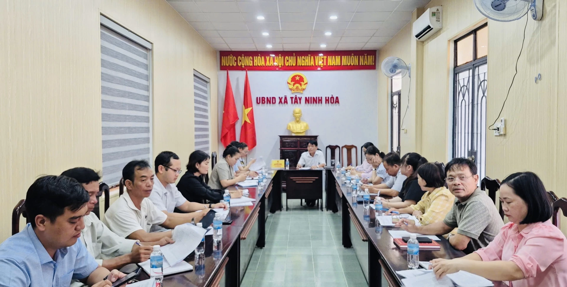 Quang cảnh hội nghị.