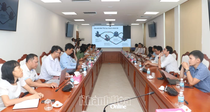 Tập huấn triển khai thủ tục hành chính của Đảng trên môi trường điện tử giai đoạn 2